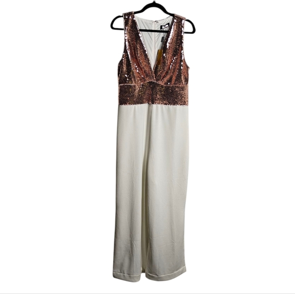 ALEXIA ADMOR NWT White & Rose Gold Sequin Crepe Jumpsuit Sleeveless Size 12 - Picture 1 of 16